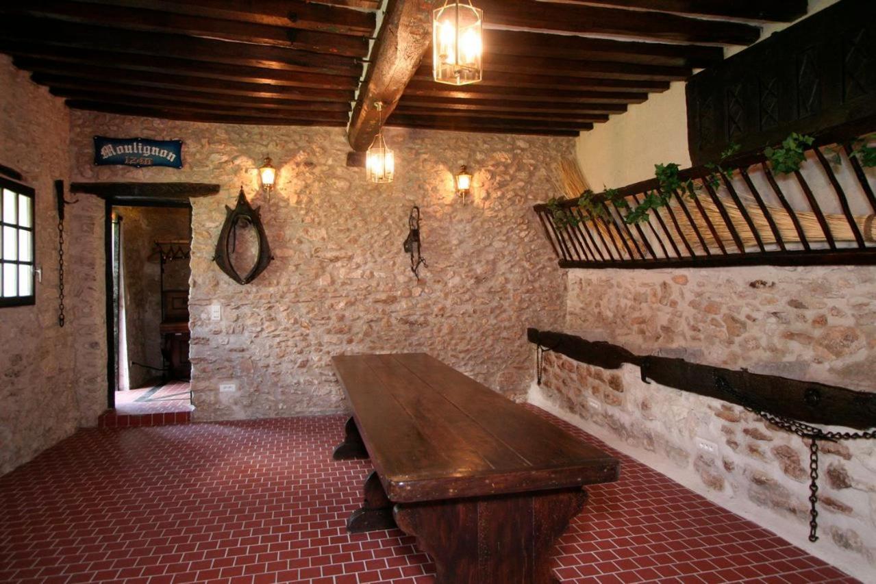 Moulin De Moulignon B&B Messy Екстер'єр фото