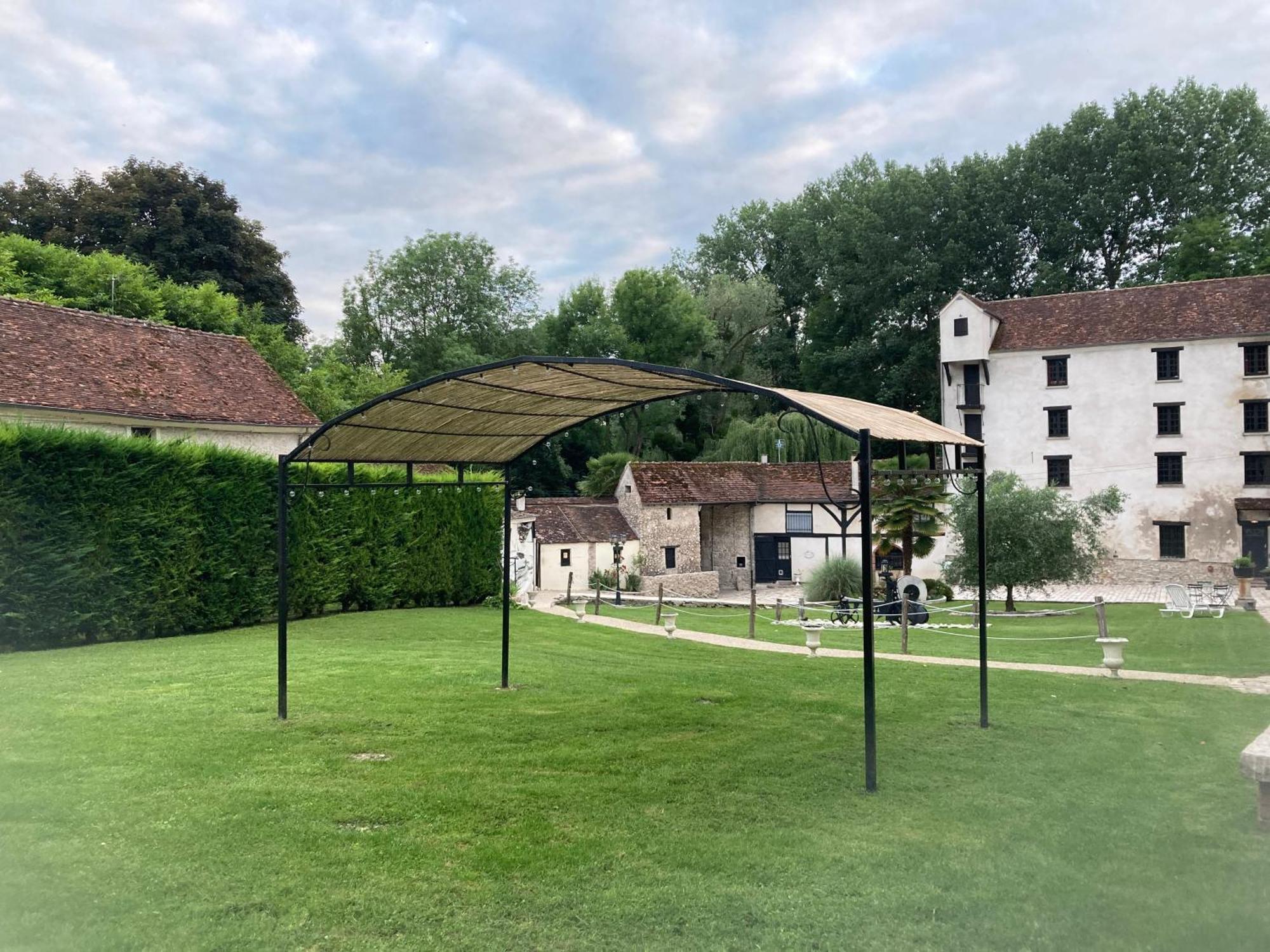 Moulin De Moulignon B&B Messy Екстер'єр фото