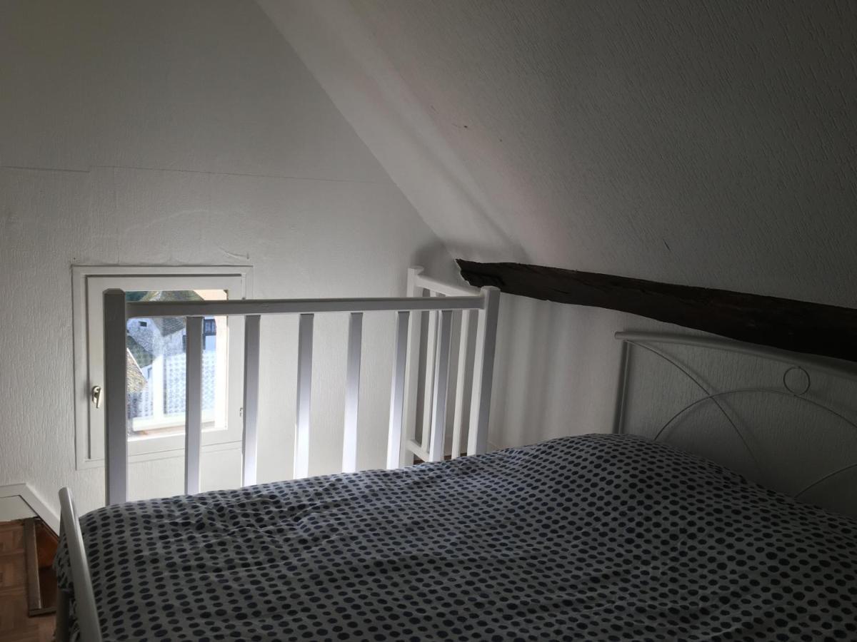Moulin De Moulignon B&B Messy Екстер'єр фото